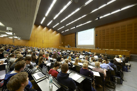 Zum Artikel "FAU Lehrpreis für Nachwuchswissenschaftler/innen"